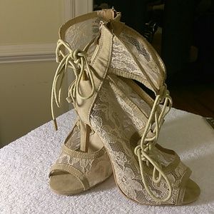 Jacobi ladies lace heels sandals